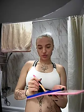 pinkstar  online show from 11/04/25, 05:28