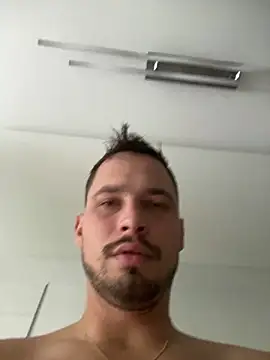 Jonkitzler1 online show from 01/07/25, 11:16