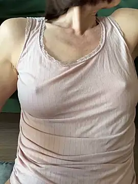 Snapshot of fuckable_milf chatting on 04/04/26, 11:18 fuckable milf online show from 04/04/26, 11:18