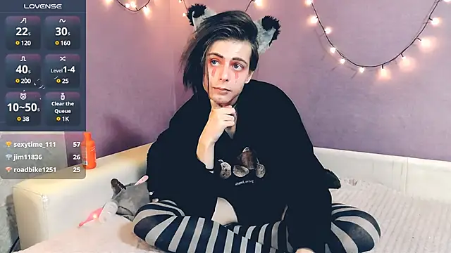 Littlepinkcat online show from 02/01/25, 10:23