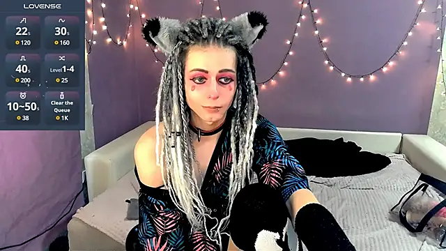 Littlepinkcat online show from 02/16/25, 11:05