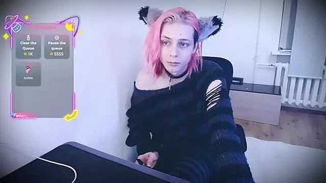 Snapshot of Littlepinkcat chatting on 01/17/26, 12:15 Littlepinkcat online show from 01/17/26, 12:15