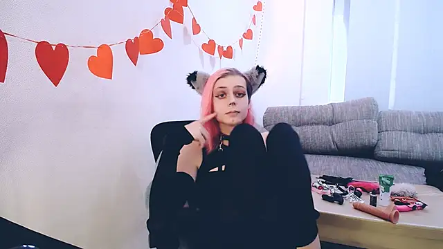 Snapshot of Littlepinkcat chatting on 02/26/26, 11:42 Littlepinkcat online show from 02/26/26, 11:42