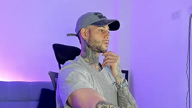  jamesleandros1 online show from 06/16/26, 01:30