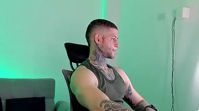  jamesleandros1 online show from 07/18/26, 06:56