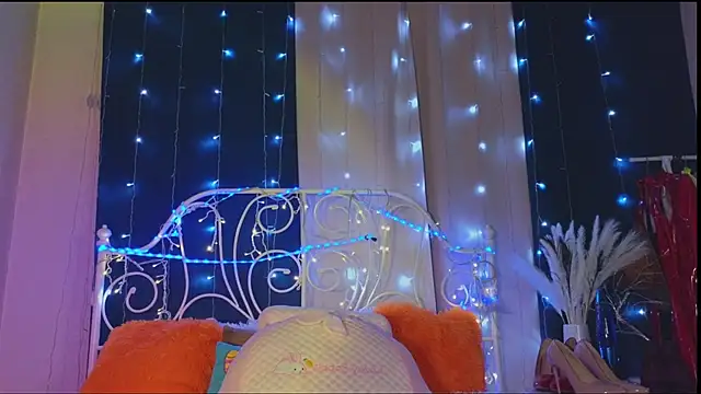 Funny Bunny online show from 02/07/25, 09:48