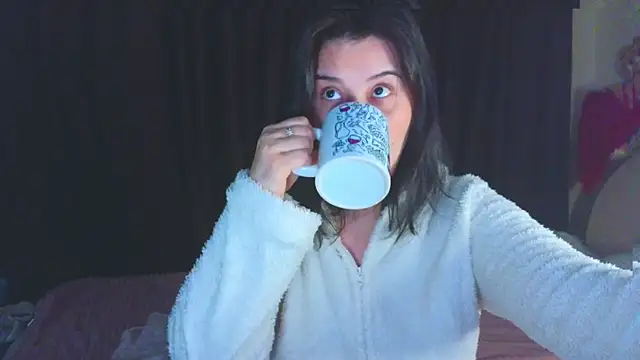 Malika uAngel online show from 02/04/26, 09:53