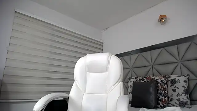 nana levy online show from 01/30/25, 04:37