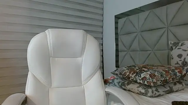 nana levy online show from 03/08/25, 09:50