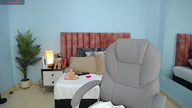 nana levy online show from 06/25/26, 03:50