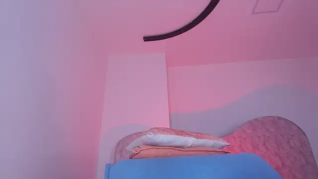 naomi kyse online show from 06/22/26, 03:25