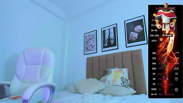 Snapshot of sofihill01 chatting on 01/18/25, 02:47 sofihill01 online show from 01/18/25, 02:47