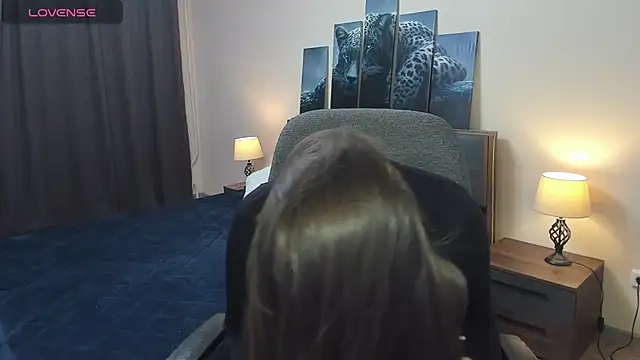 MaryMayson online show from 03/11/25, 02:40