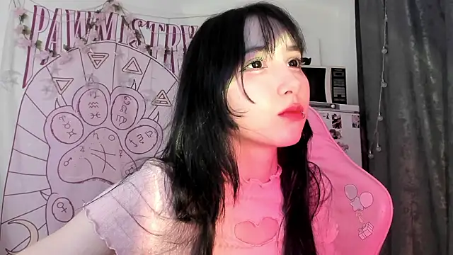 Snapshot of Holy420lolii chatting on 02/03/26, 06:46 Holy420lolii online show from 02/03/26, 06:46