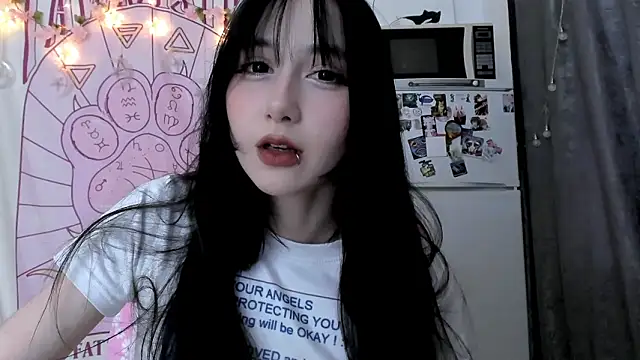 Snapshot of Holy420lolii chatting on 03/13/26, 03:29 Holy420lolii online show from 03/13/26, 03:29