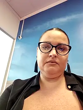 Snapshot of GeorgiaLerox chatting on 05/09/26, 12:54 GeorgiaLerox online show from 05/09/26, 12:54