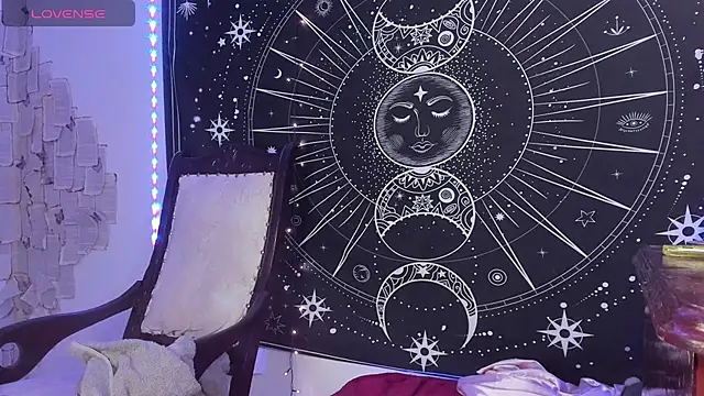 Eva Lee  online show from 11/02/25, 09:00