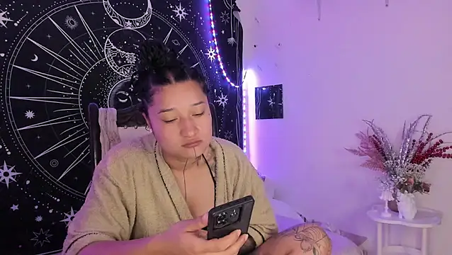 Snapshot of Eva_Lee_ chatting on 02/21/26, 08:37 Eva Lee online show from 02/21/26, 08:37