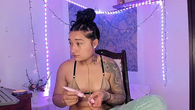 Snapshot of Eva_Lee_ chatting on 02/27/26, 09:20 Eva Lee online show from 02/27/26, 09:20