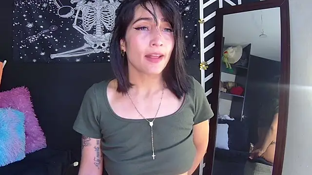 EvangelineCors online show from 02/26/25, 05:50