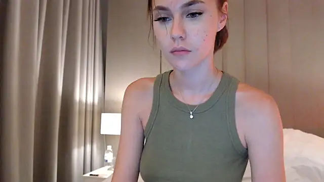 Meow Sophie online show from 02/02/25, 05:48