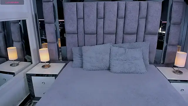 EMMAHILL1 online show from 06/11/26, 11:08