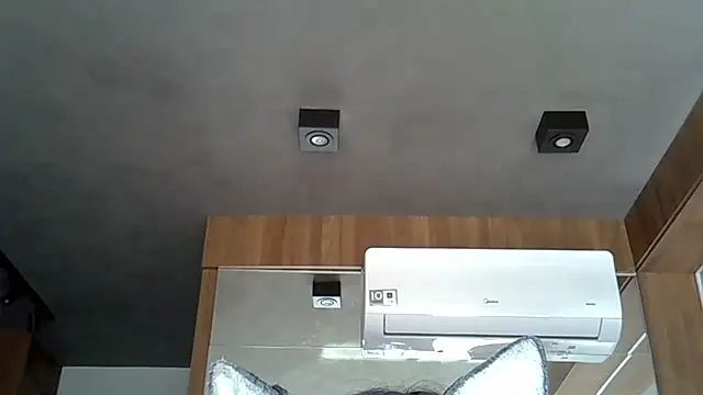 Skinny-Kitten online show from 10/23/25, 06:06