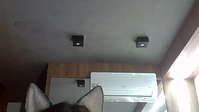 Skinny-Kitten online show from 11/03/25, 12:13