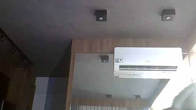 Skinny-Kitten online show from 01/17/26, 06:00