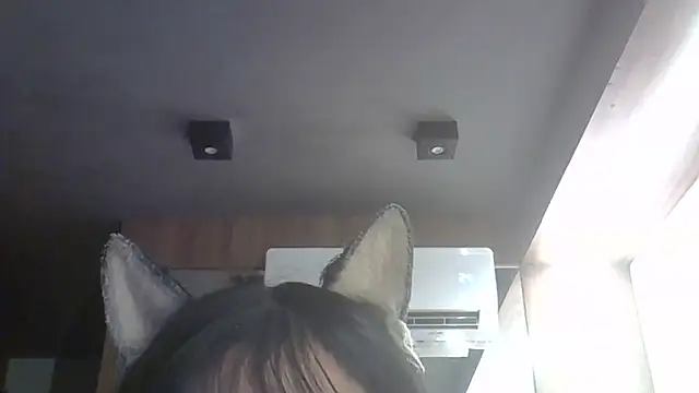 Skinny-Kitten online show from 04/25/26, 01:08