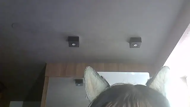 Skinny-Kitten online show from 05/18/26, 01:13