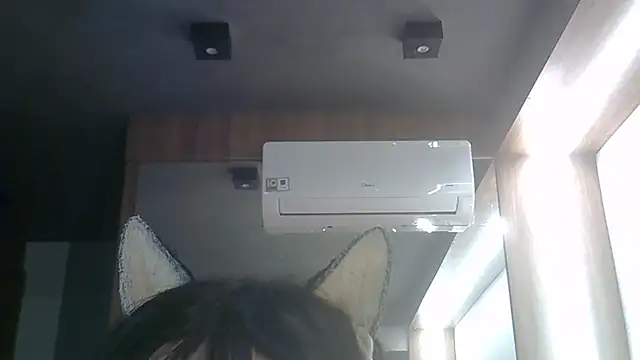 Skinny-Kitten online show from 06/11/26, 02:53