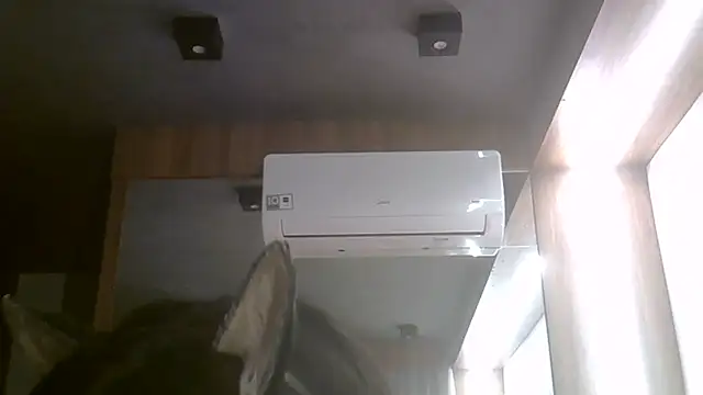 Skinny-Kitten online show from 06/14/26, 02:24