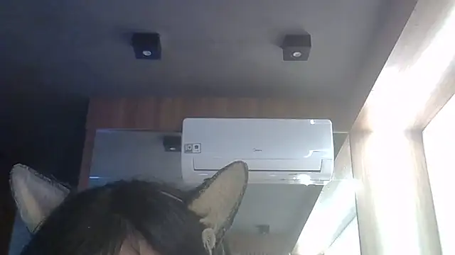 Skinny-Kitten online show from 06/20/26, 01:25