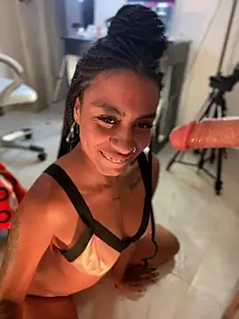 ATENEA SEXXXY online show from 02/13/25, 02:45