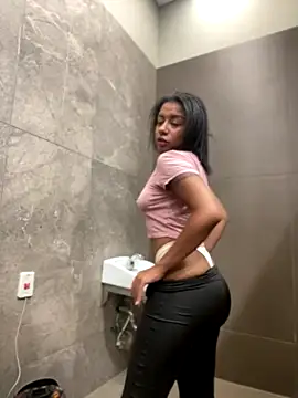 ATENEA SEXXXY online show from 11/12/25, 07:57