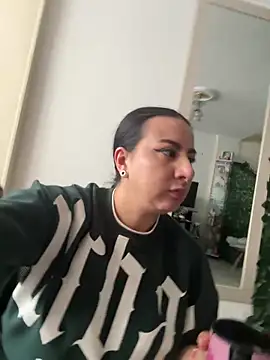 Abril Luv online show from 03/03/26, 01:28