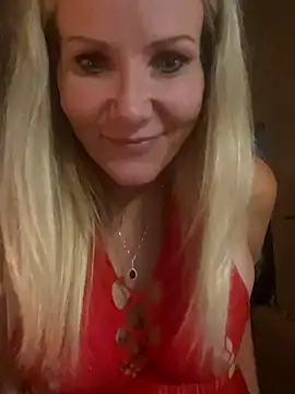 Snapshot of Sexual_Lovable_Doll chatting on 10/11/25, 05:50 Sexual Lovable Doll online show from 10/11/25, 05:50