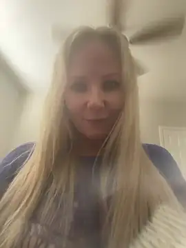 Sexual Lovable Doll online show from 07/28/26, 04:39
