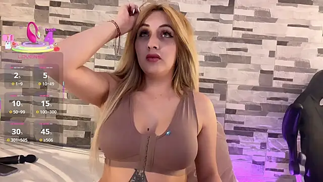 Snapshot of bigclit chatting on 01/14/26, 04:18 bigclit online show from 01/14/26, 04:18