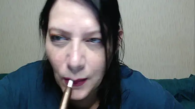 Snapshot of Mirabelle_Sweet chatting on 04/28/26, 12:31 Mirabelle Sweet online show from 04/28/26, 12:31