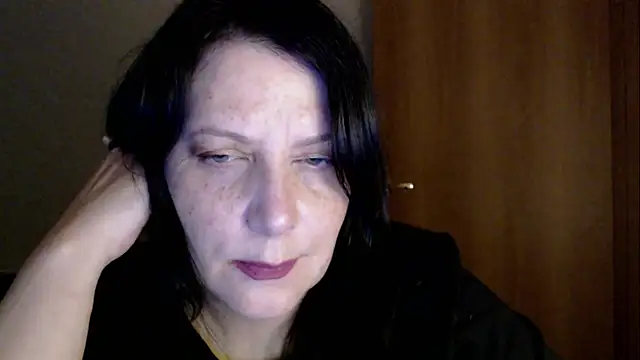 Snapshot of Mirabelle_Sweet chatting on 06/06/26, 06:56 Mirabelle Sweet online show from 06/06/26, 06:56