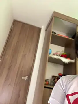 Snapshot of andra_rose chatting on 12/12/24, 02:04 andra rose online show from 12/12/24, 02:04