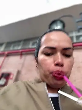 Snapshot of andra_rose chatting on 03/17/26, 09:40 andra rose online show from 03/17/26, 09:40