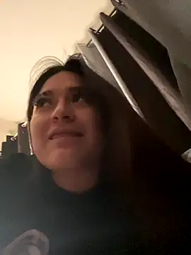 LuceroRm online show from 09/10/25, 04:23