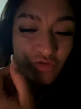 LuceroRm online show from 10/24/25, 06:10