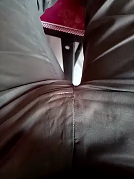 adicma123 online show from 12/16/25, 09:14