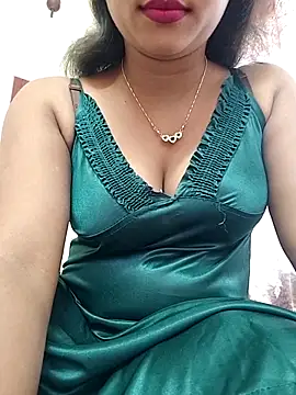 Snapshot of ANGE-MOU chatting on 02/04/26, 03:34 ANGE-MOU online show from 02/04/26, 03:34