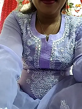 Snapshot of ANGE-MOU chatting on 02/22/26, 03:40 ANGE-MOU online show from 02/22/26, 03:40