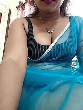 Snapshot of ANGE-MOU chatting on 02/23/26, 03:04 ANGE-MOU online show from 02/23/26, 03:04